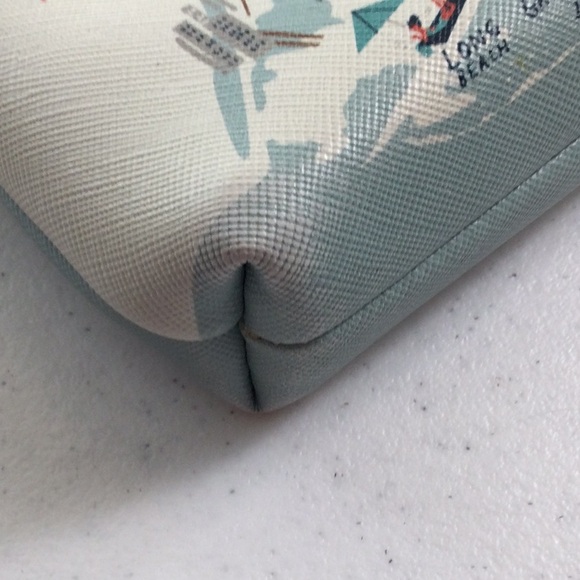 Spartina 449 Northeastern Wristlet in Beige and Blue - Picture 6 of 8